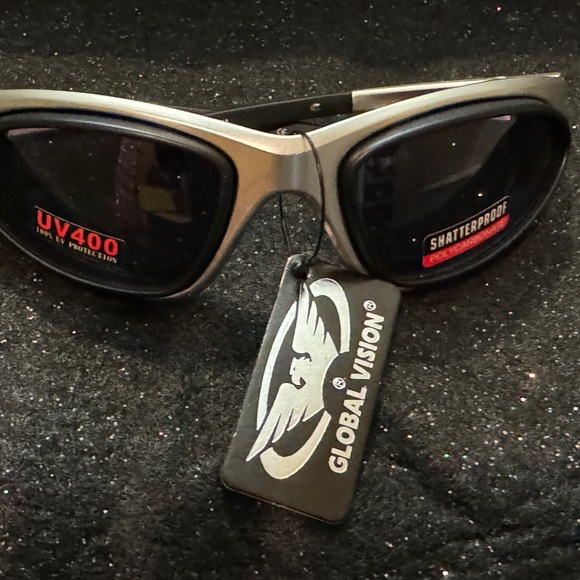 Motorcycle Glasses with Foam Padding - Picture 6 of 10